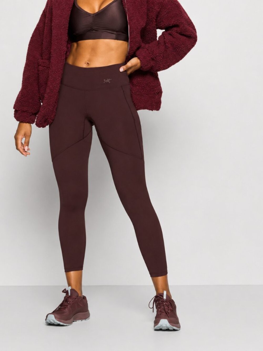 Arc'teryx Oriel Legging Women's Large Ultima Maroon 26" Base Layer Outdoors